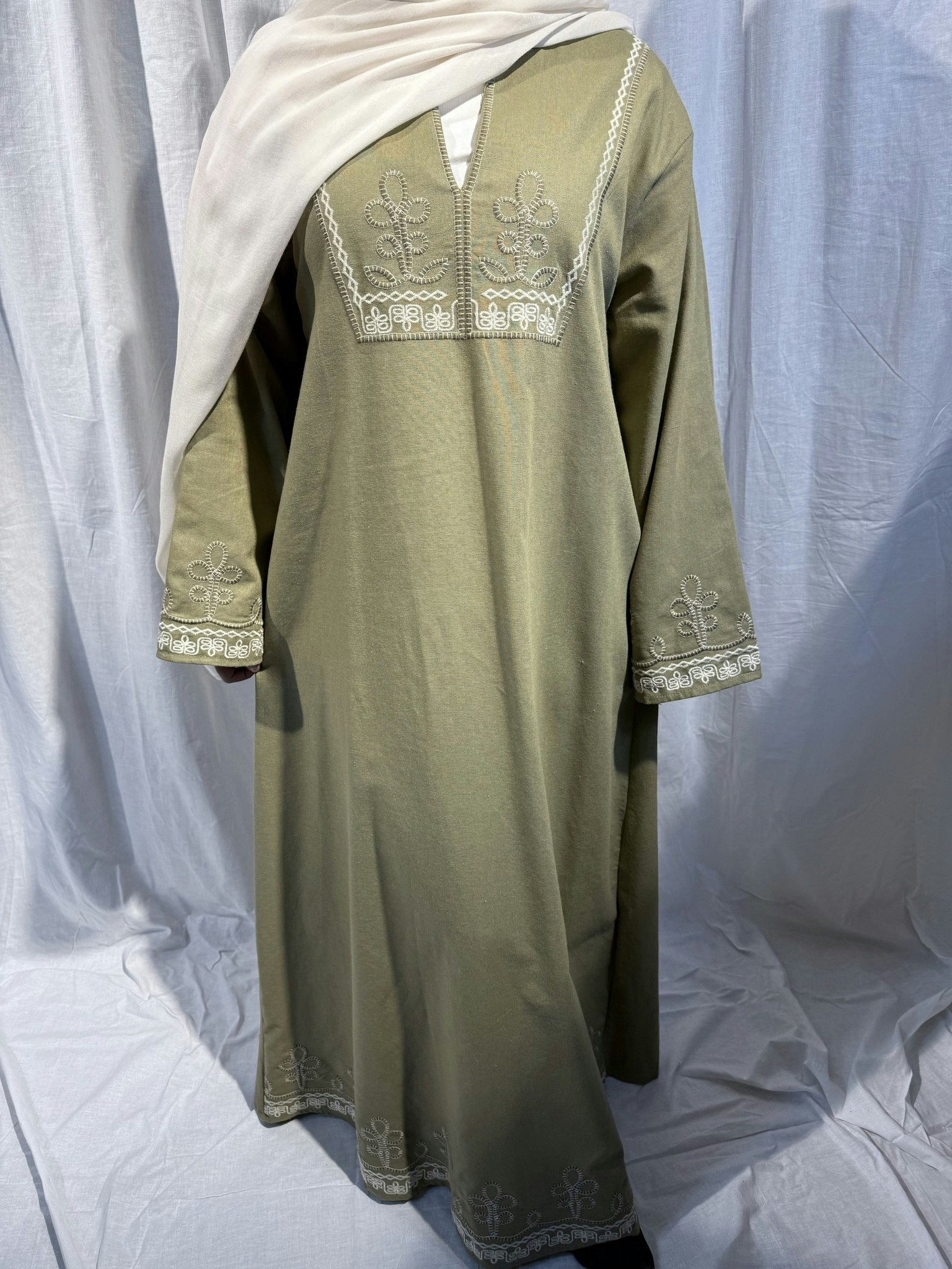 Linen dress green