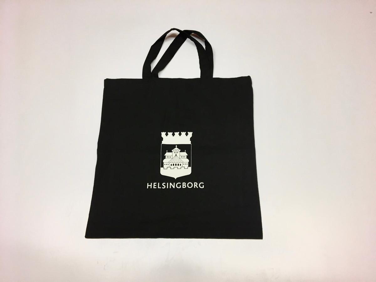 Svart tygkasse med kort handtag