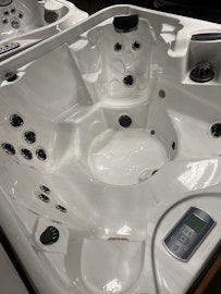 Arctic Spas Yukon
