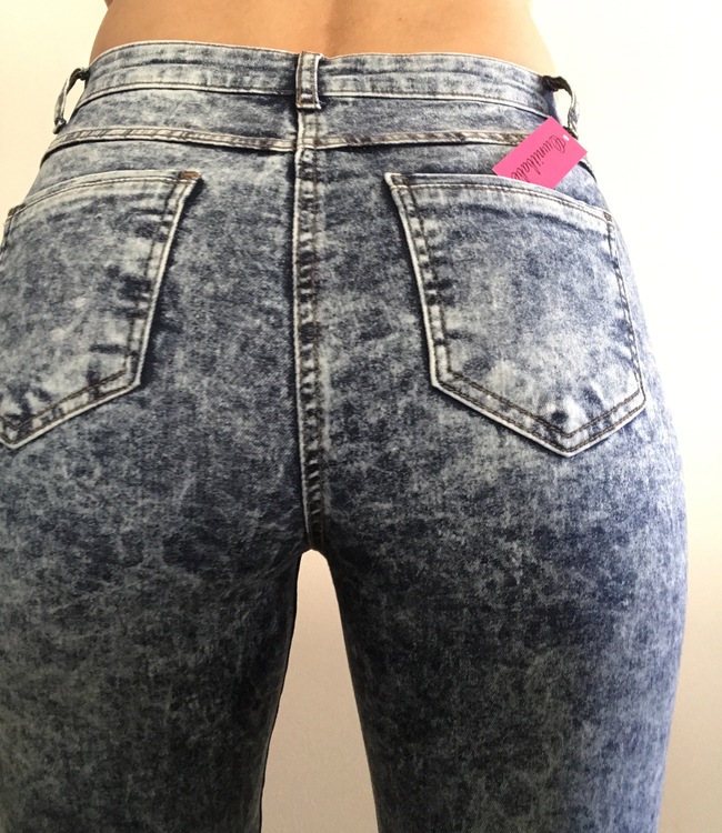 Ownitbabe snow acid washed jeans!