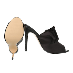 Svarta, Glam volang heels by  Sergio Todzi