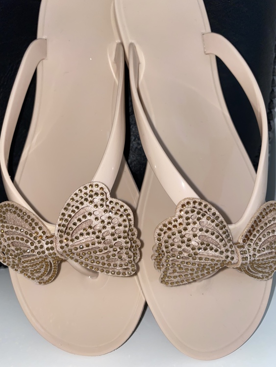 Creme beige butterfly sandal
