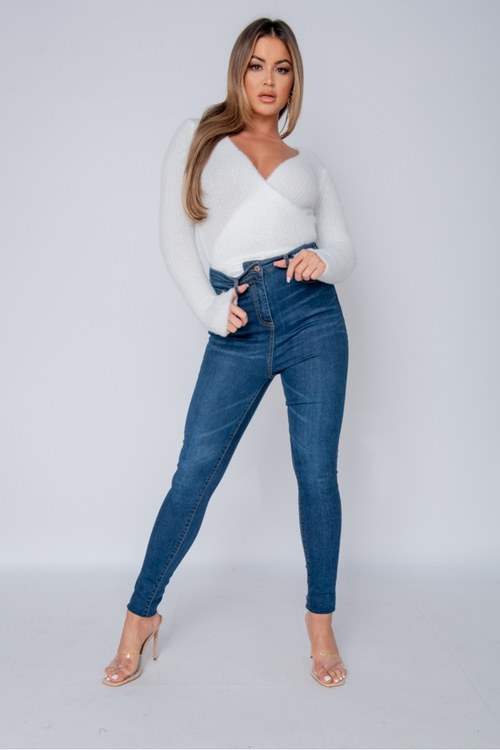 Teresa Mörkblå jeans med högre midja