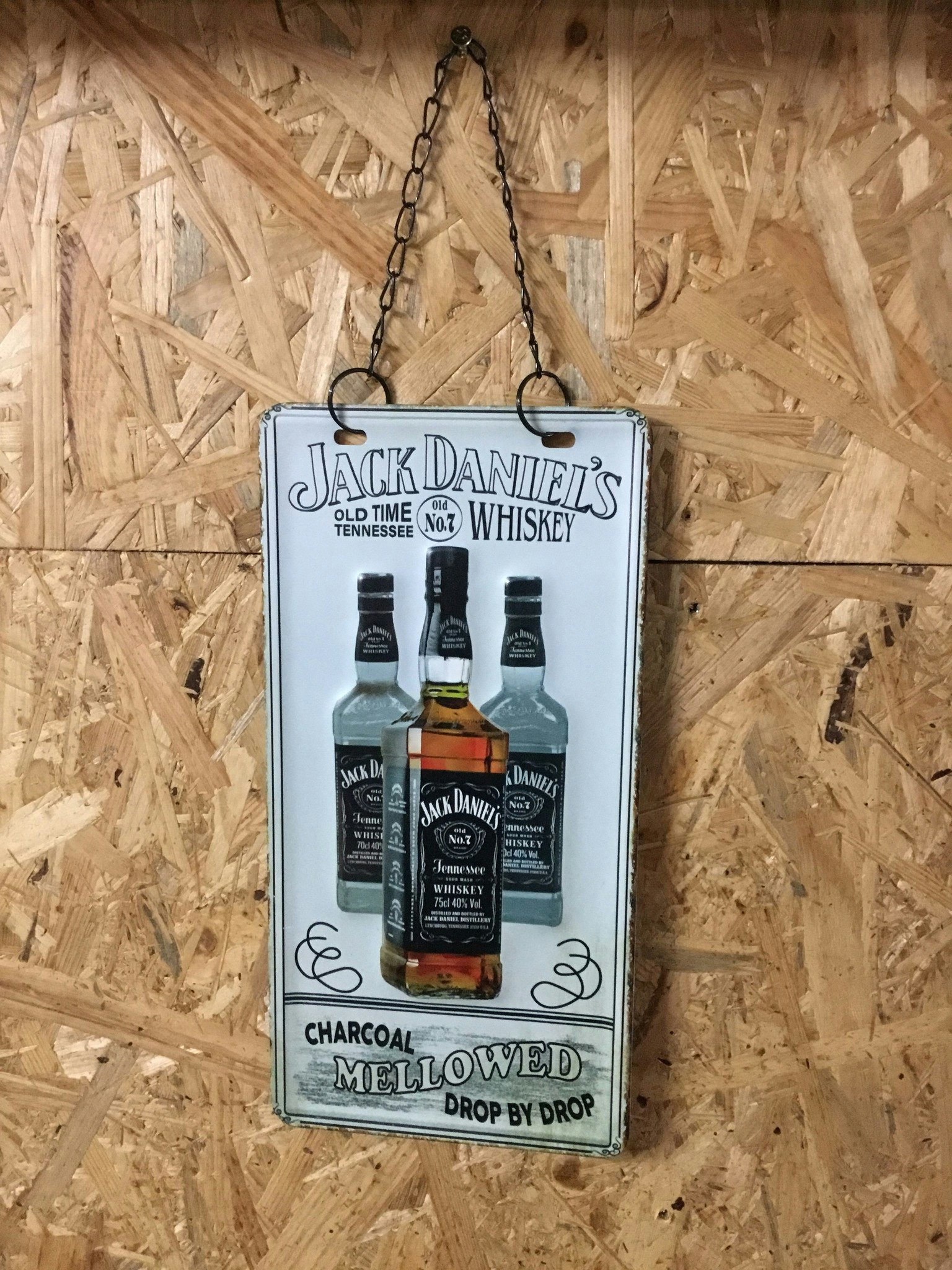 Plåtskylt hängande Jack Daniels