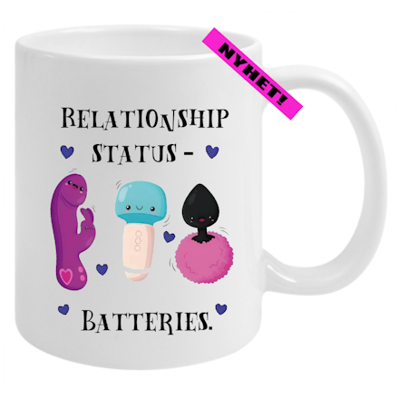 Mugg - Med Tryck Relationship Status Batteries