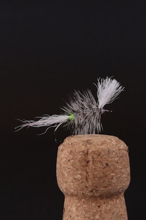 Pompero tørrflue, grønn, blå, grey, light grey og hvit