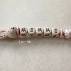 Napphållare med namn Bunny Light Pink/ Cream 2