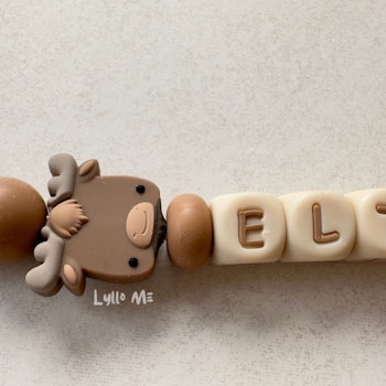 Pacifier holder with name Moose /WHEAT