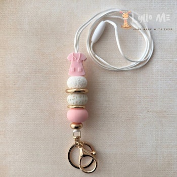 BADGE-NYCKEL HALSBAND DRESS soft pink