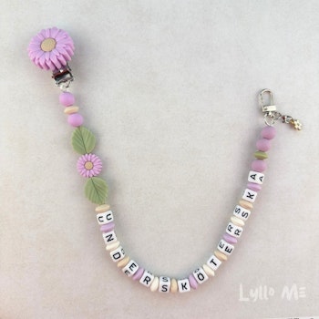 ID-KORT/ NYCKEL HÅLLARE med text Undersköterska med bling DAISY LIGHT PURPLE