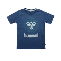 Storlek 122, Hummel