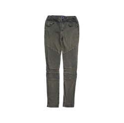 Storlek 158, Denim day