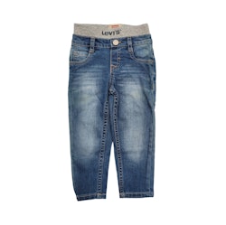 Storlek 92, Levi's