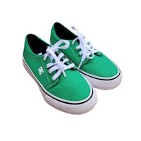 Storlek 32, DC shoes