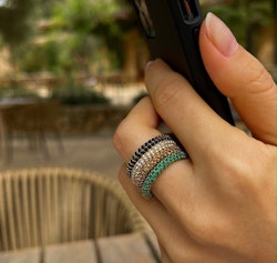 Lola crystal ring i guld med klara stenar