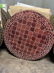 Rost rött mosaik bord