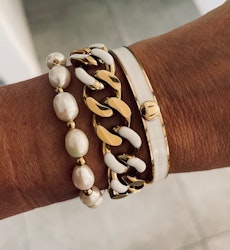 Capri armband i vitt/guld