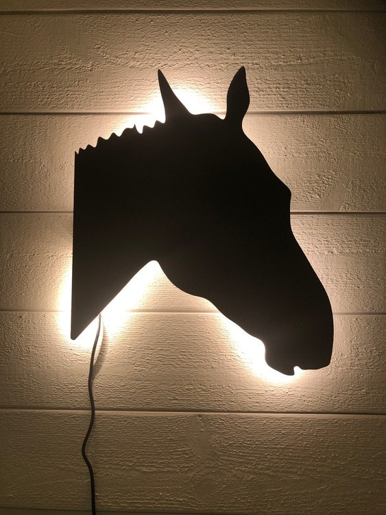 Vägglampa Häst huvud - Mörby Design