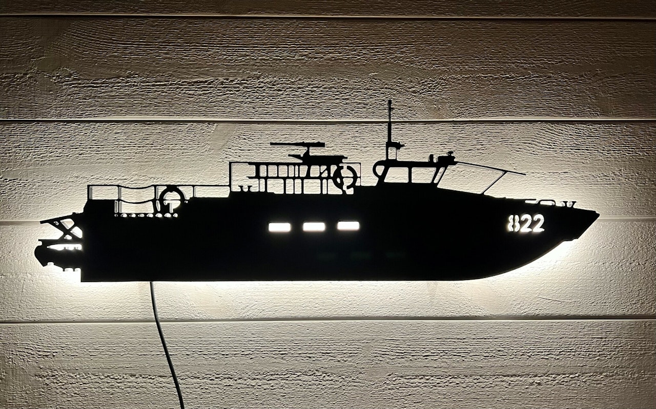 Vägglampa Stridsbåt 90