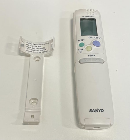 Sanyo Remote Control with Holder (RCS-3HVPSS4E)