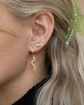By Biehl Pearl Double Stud Gold