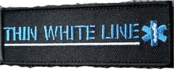 Thin White Line Patch Kardborre