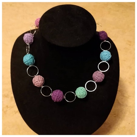 Halsband - garnnystan