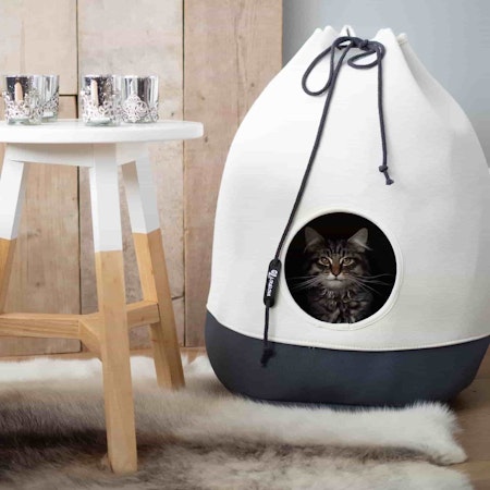 CASA Dark Grey hule til katt eller små hunder. District 70