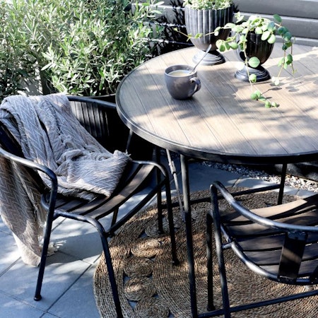 Factory Café-set med 2 stolar och 1 bord