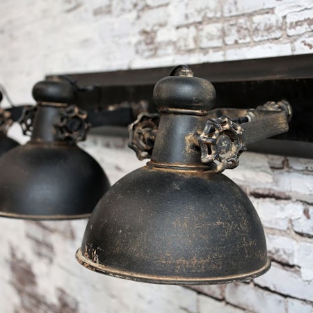 Fabrikslampa m. 3 plats