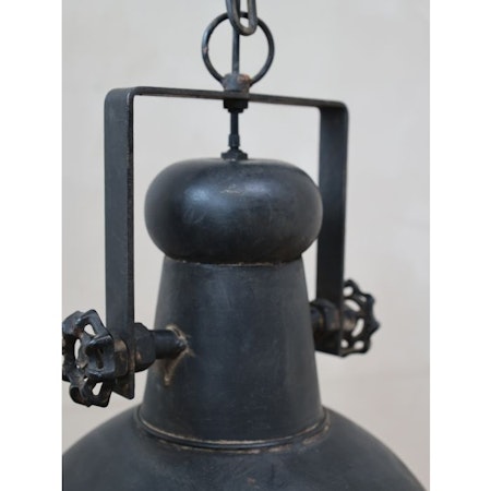 Fabriks Lampa