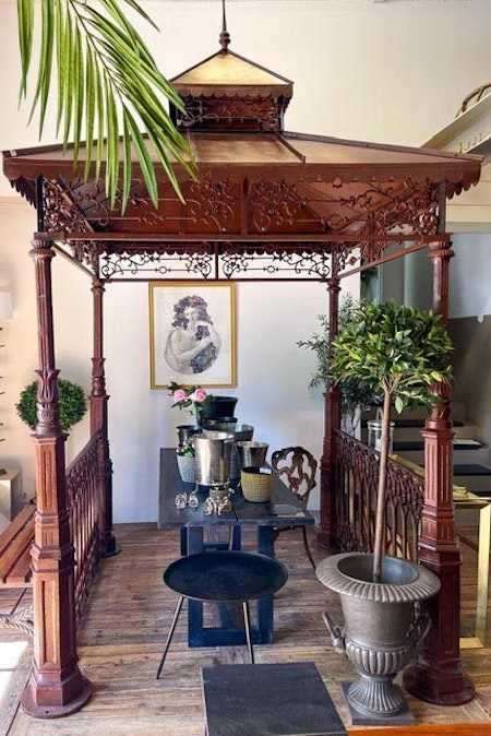 Gardenhouse Rustic