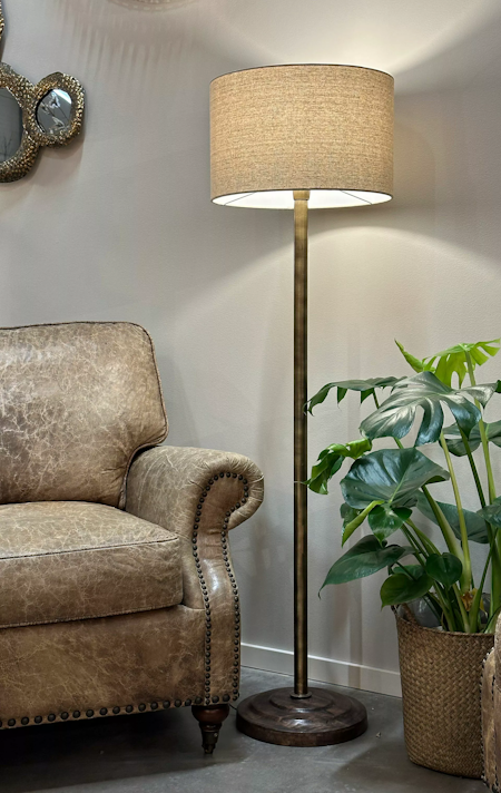 Golvlampa Margo Antik Mässing/Trä