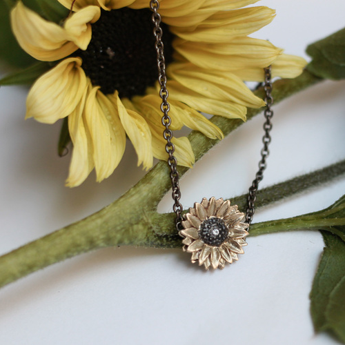 Sunrich Lime Sunflower Bracelet - Bronze