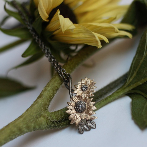 Strawberry Blonde Sunflower Necklace - Bronze