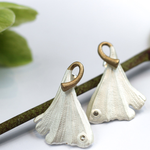 Shibuya Ginkgo Earrings - Silver