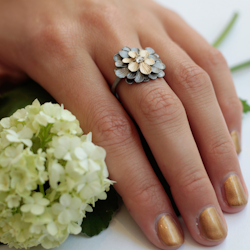 Velvet Dahlia Ring - Bronze