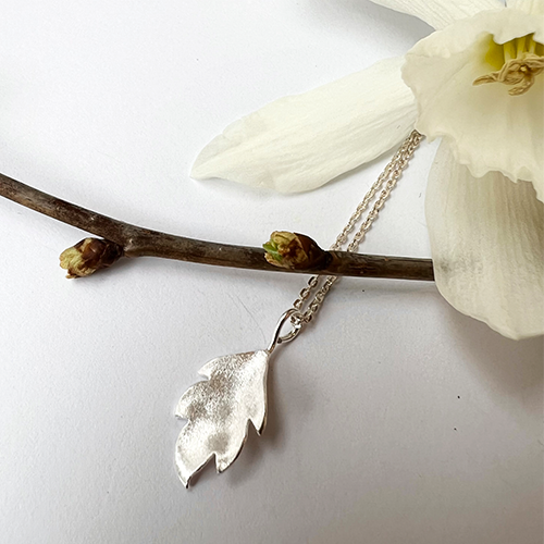 Tiny Leaf Halsband  - Silver