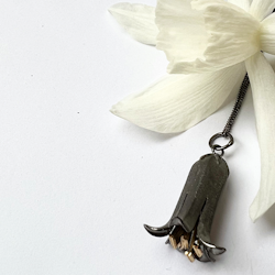 Delicious Flowers Necklace - Oxidized Silver