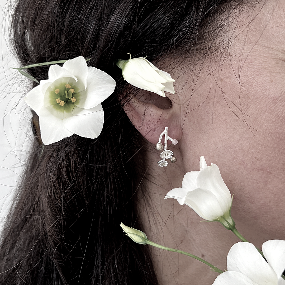 Fuyu Sakura Earrings - Silver