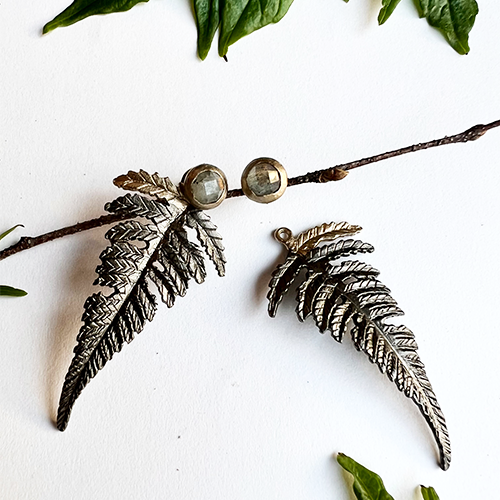 The Lady Fern Earrings - Bronze