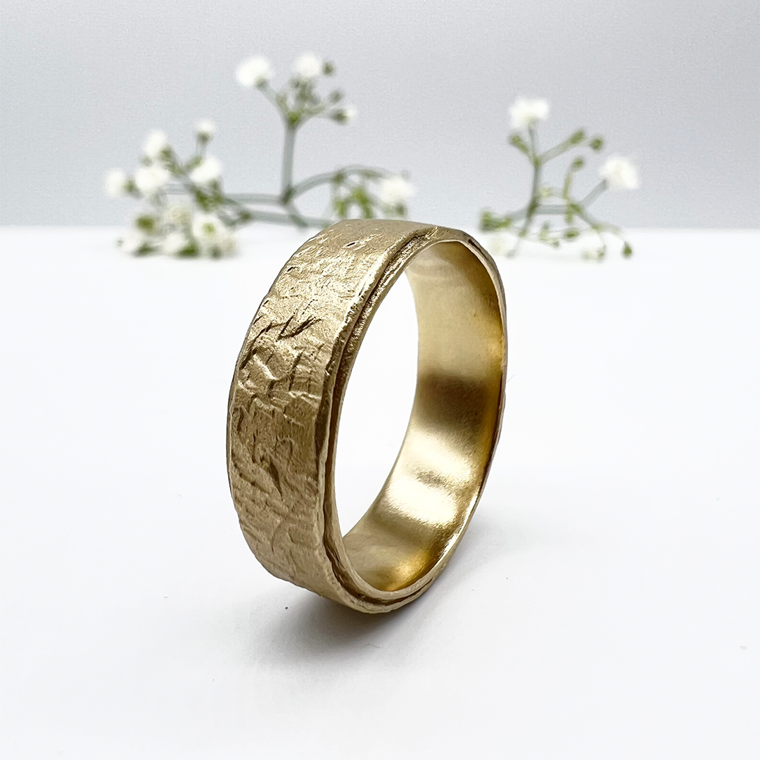 Misty Forest Urban Mens Ring - 14K Gold