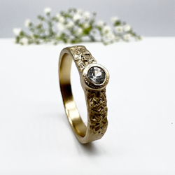 Misty Forest Éclat Ring – 18 Karat natürliches Weißgold