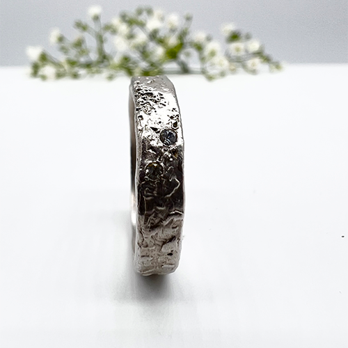 Misty Forest Twinkle Ring - 18K White Gold with Rhodium