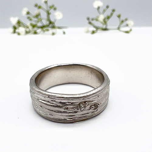 Misty Forest Two Star Ring – 18 Karat Weißgold mit Rhodium