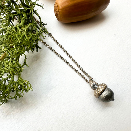 Necklace Simple Seed of Oak - Gold/Bronze