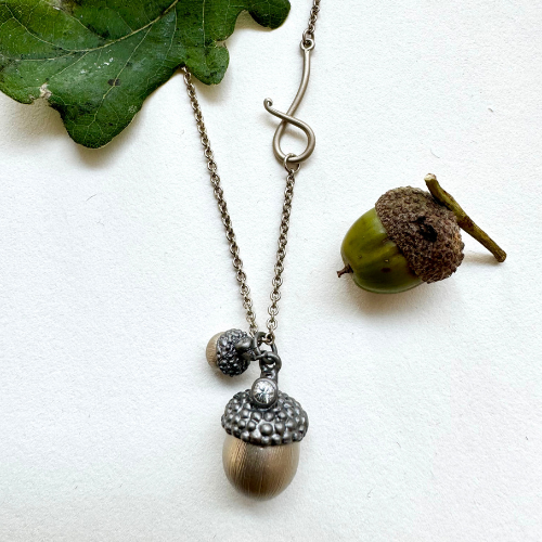 Necklace Seeds of the Oak- Gold/Bronze