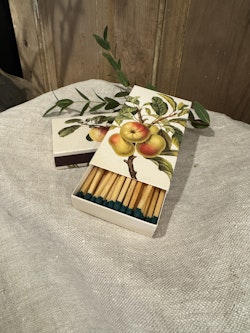 Tändstickor med äpple