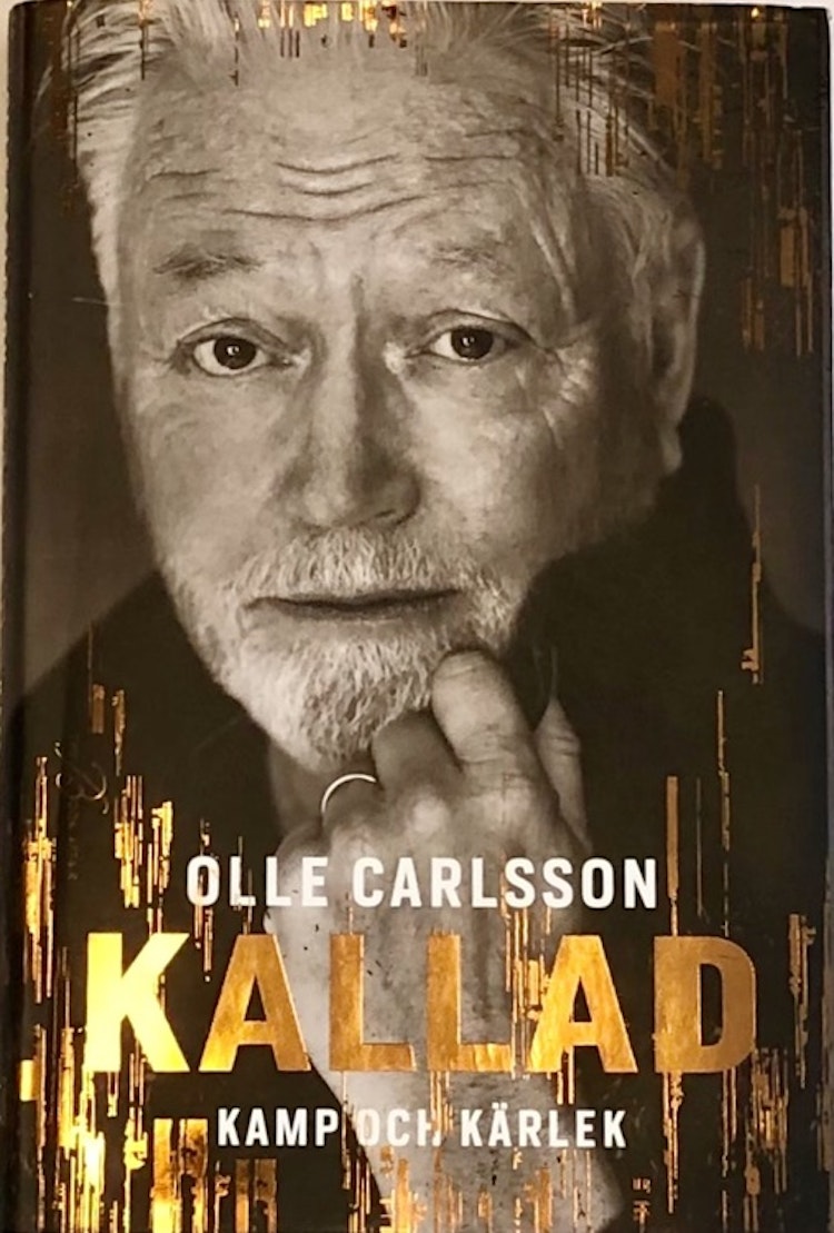 Kallad: kamp och kärlek - finns i Rutströms bokhandel