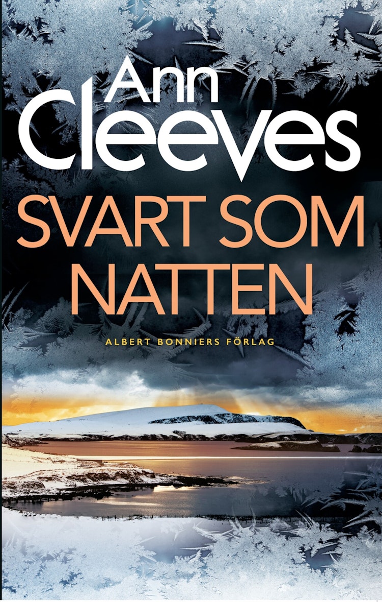 Svart som natten - finns i Rutströms bokhandel